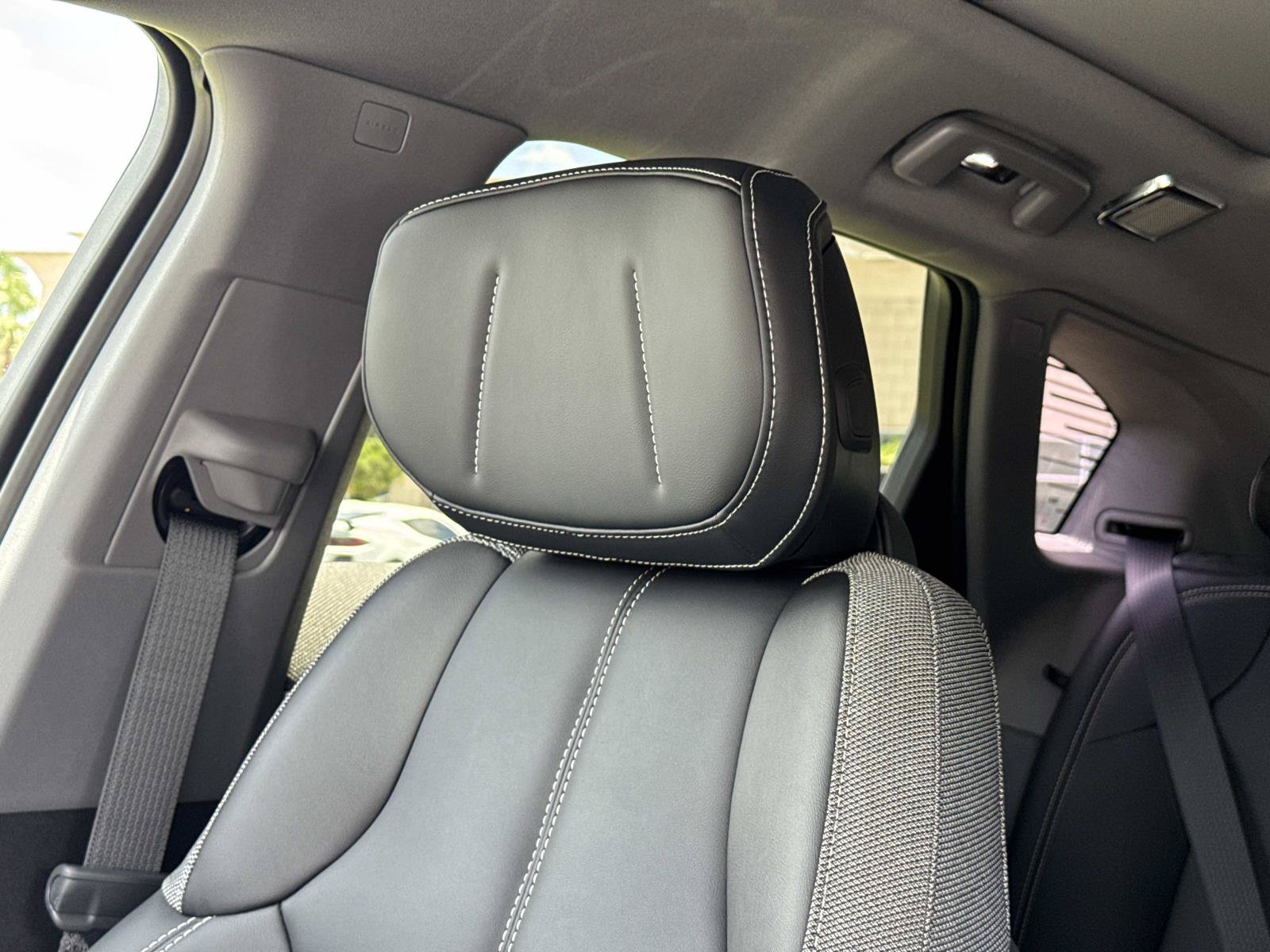 New 2026 Cadillac Optiq Luxury 1 RWD image 24
