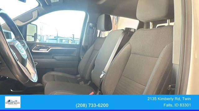 Used 2025 GMC Sierra 2500 SLE image 19