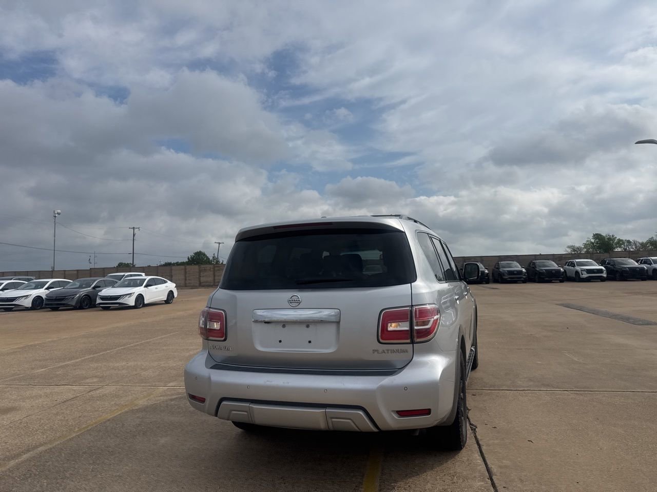 Used 2017 Nissan Armada Platinum image 19