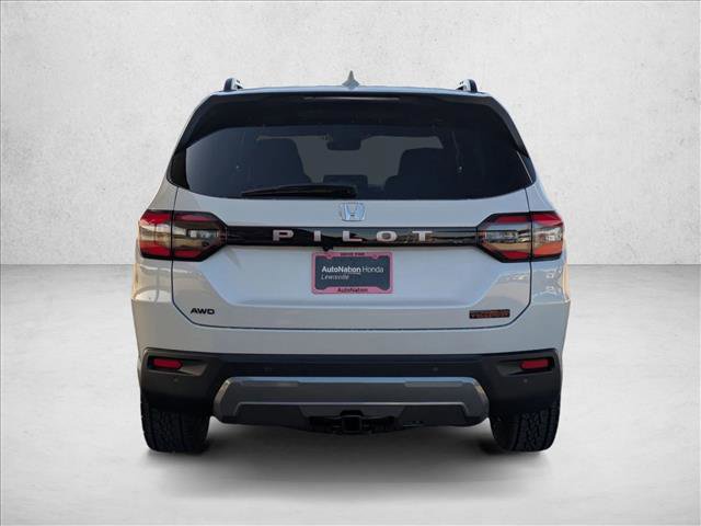 New 2026 Honda Pilot TrailSport image 8
