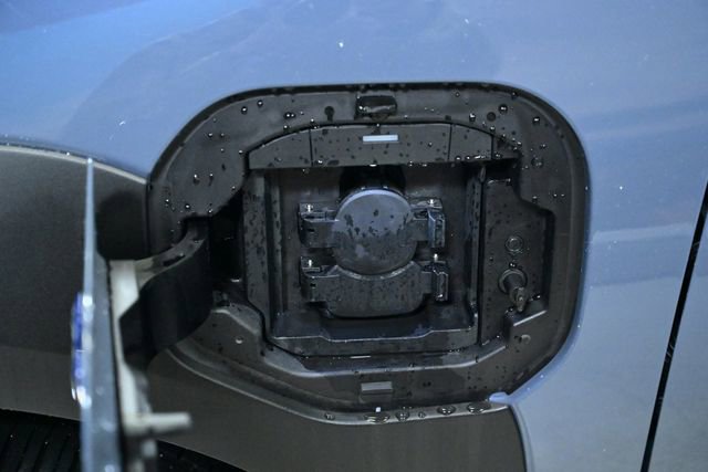 Certified 2023 Subaru Solterra AWD image 16