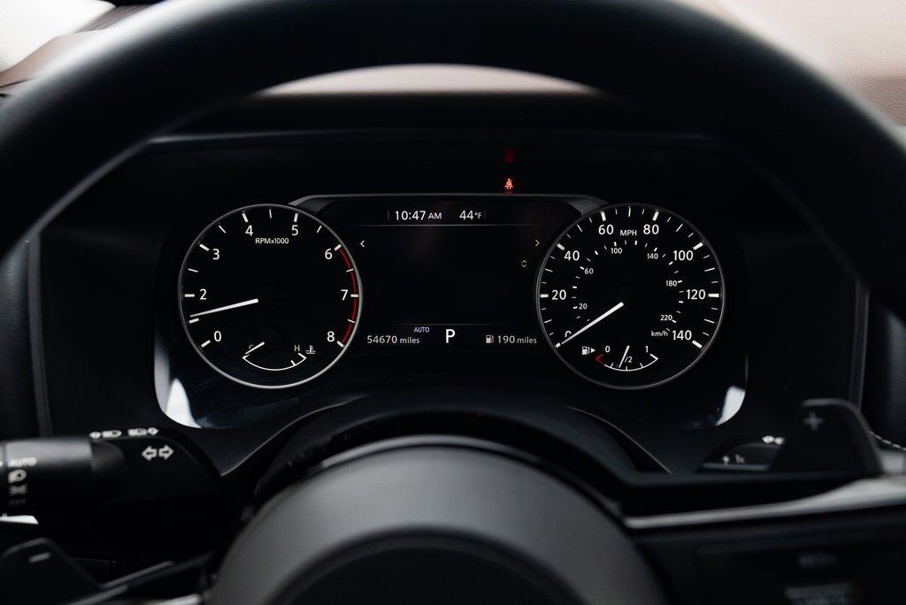 Used 2022 Nissan Rogue SV image 12