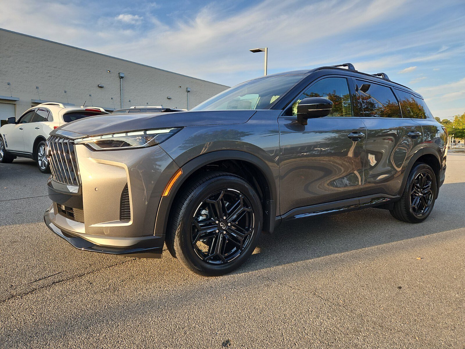 New 2026 INFINITI QX60 Luxe