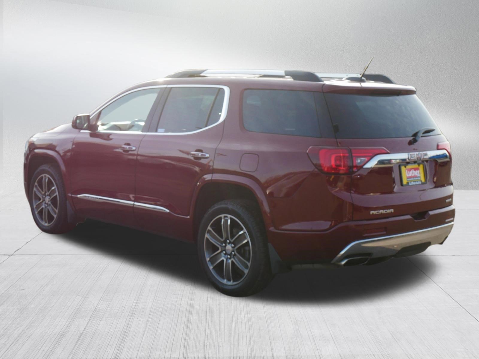 Used 2018 GMC Acadia Denali w/ LPO, Floor Liner Package image 5