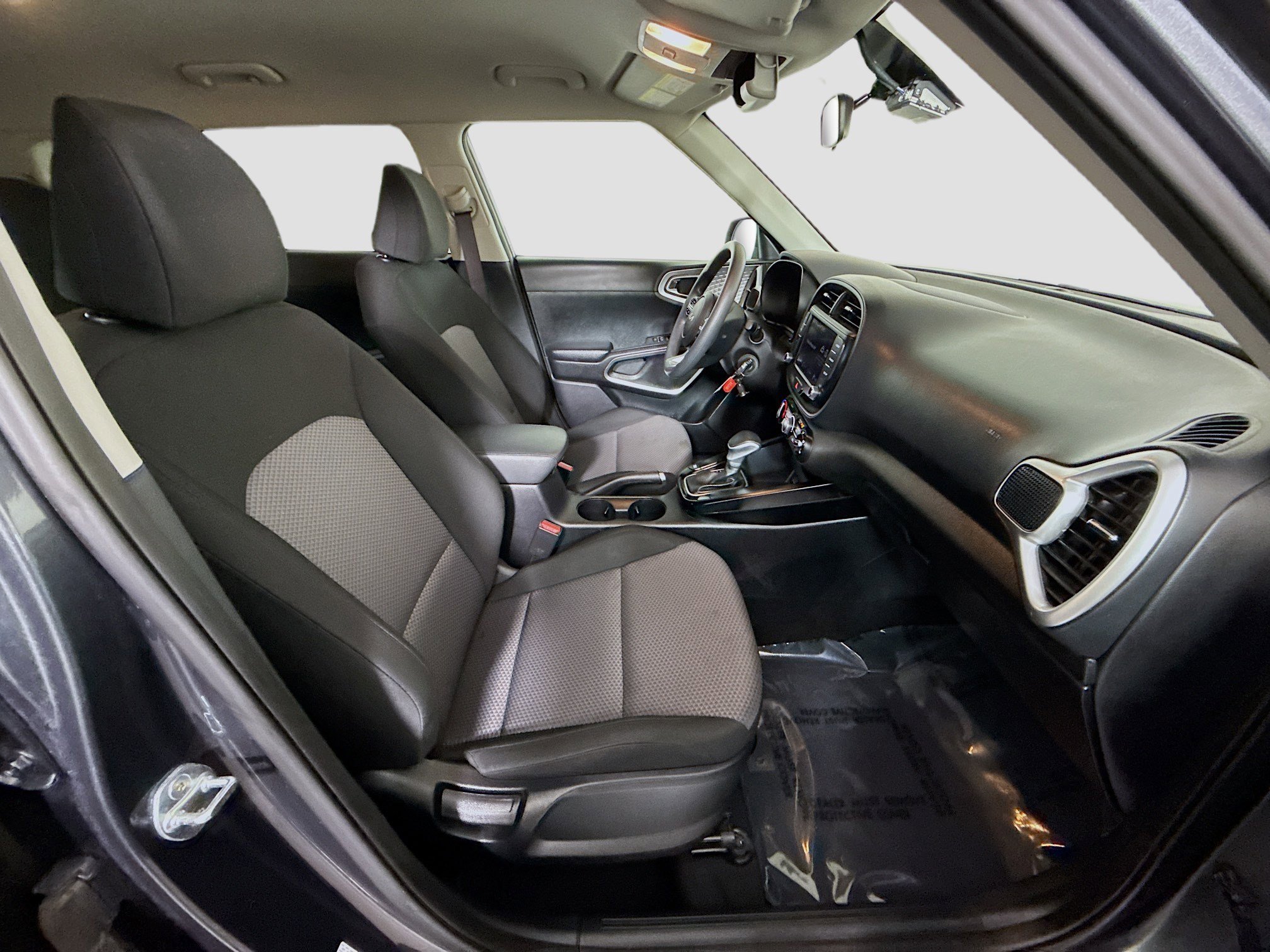 Used 2024 Kia Soul LX w/ Option Group 015 image 28