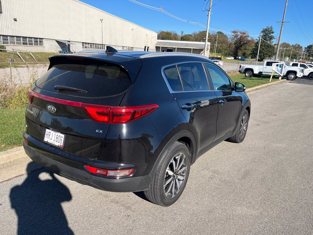 Used 2019 Kia Sportage EX FWD image 3