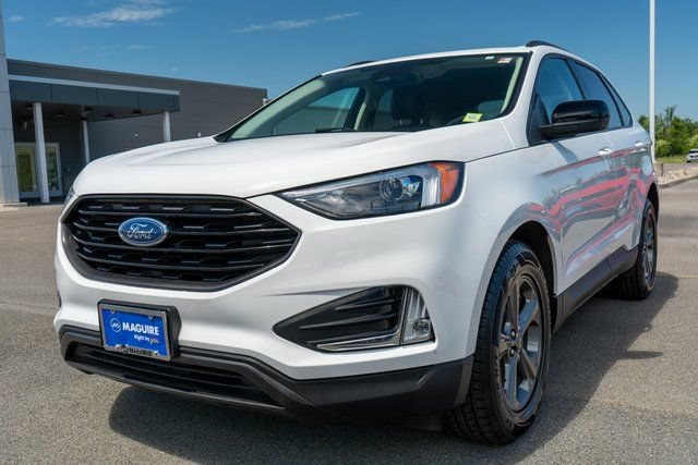 Used 2024 Ford Edge SEL w/ Sport Appearance Package AWD/4WD image 2