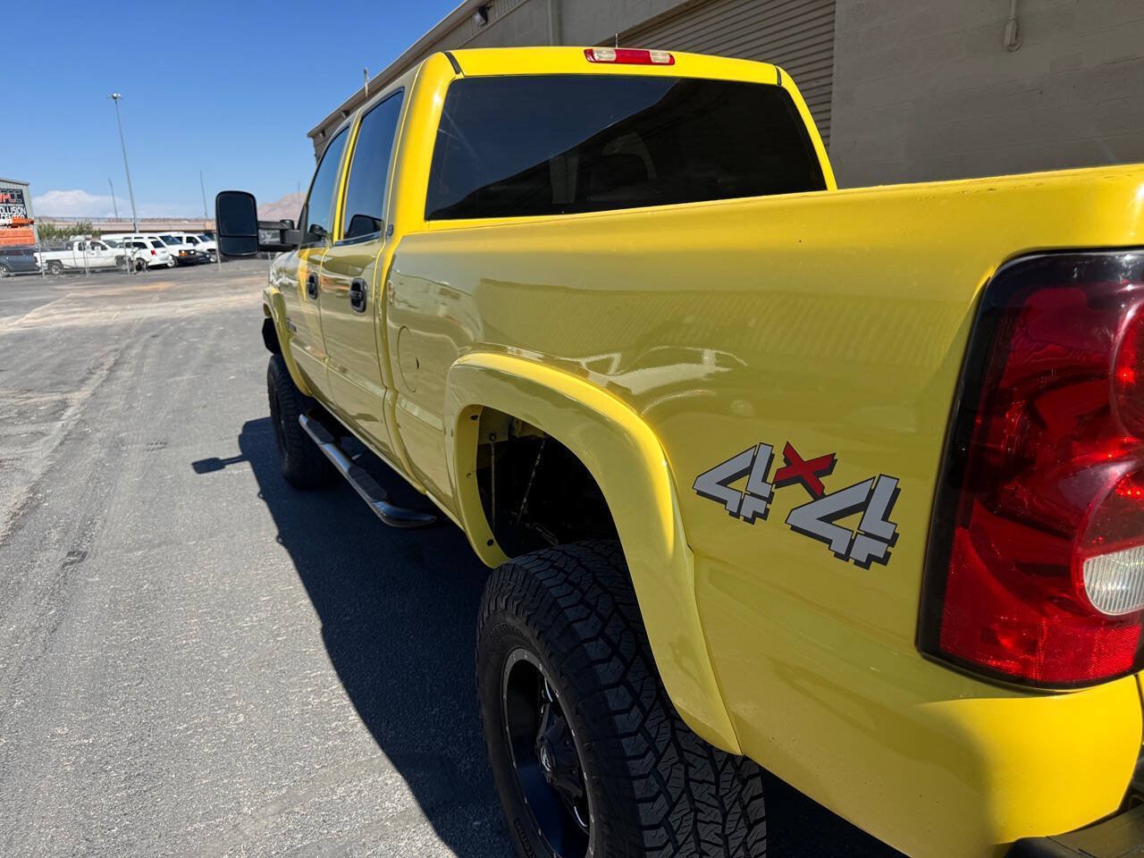 Used 2007 Chevrolet Silverado 2500 LT w/ Heavy-Duty Power Package AWD/4WD image 20