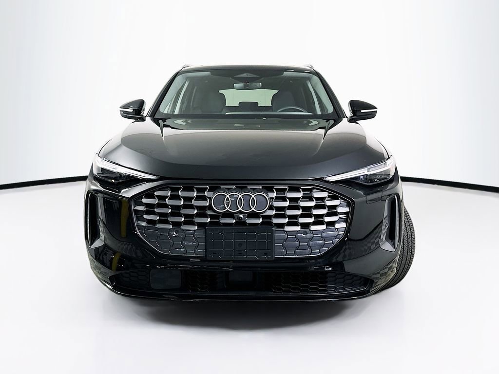 Certified 2025 Audi Q5 Prestige image 5