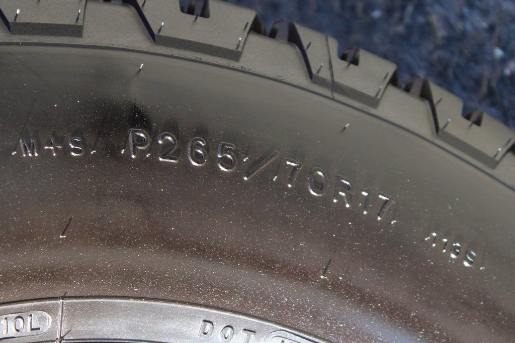 Used 2021 RAM 1500 Classic SLT AWD/4WD image 42