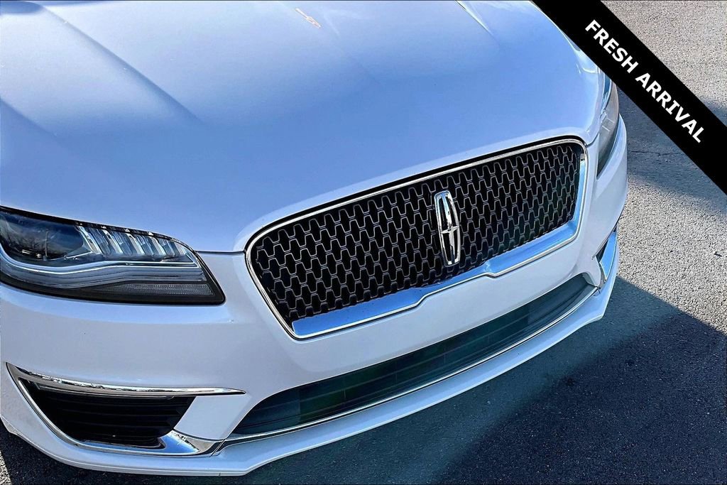 Used 2019 Lincoln MKZ Reserve w/ Reserve Plus Package image 32