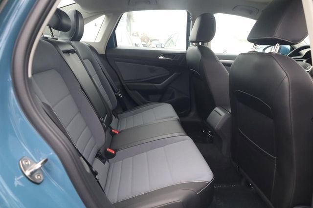 New 2026 Volkswagen Jetta SE image 21
