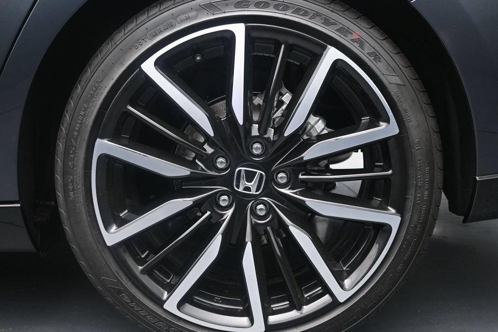 New 2026 Honda Accord Touring image 15