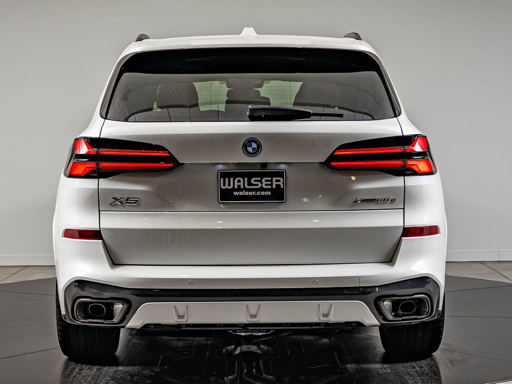 New 2026 BMW X5 xDrive50e w/ M Sport Package AWD/4WD image 6
