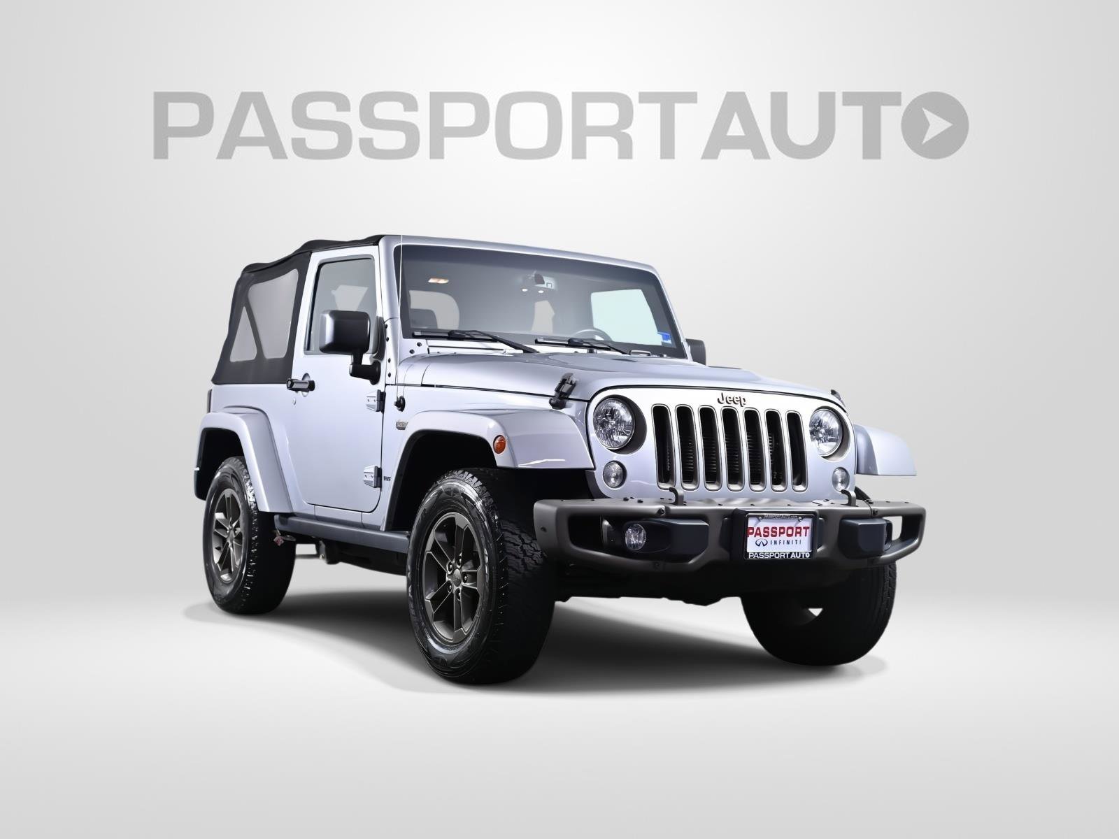 Used 2016 Jeep Wrangler Sahara image 3