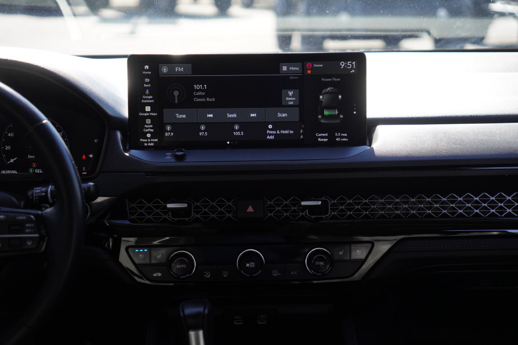 Used 2024 Honda Accord Touring image 35