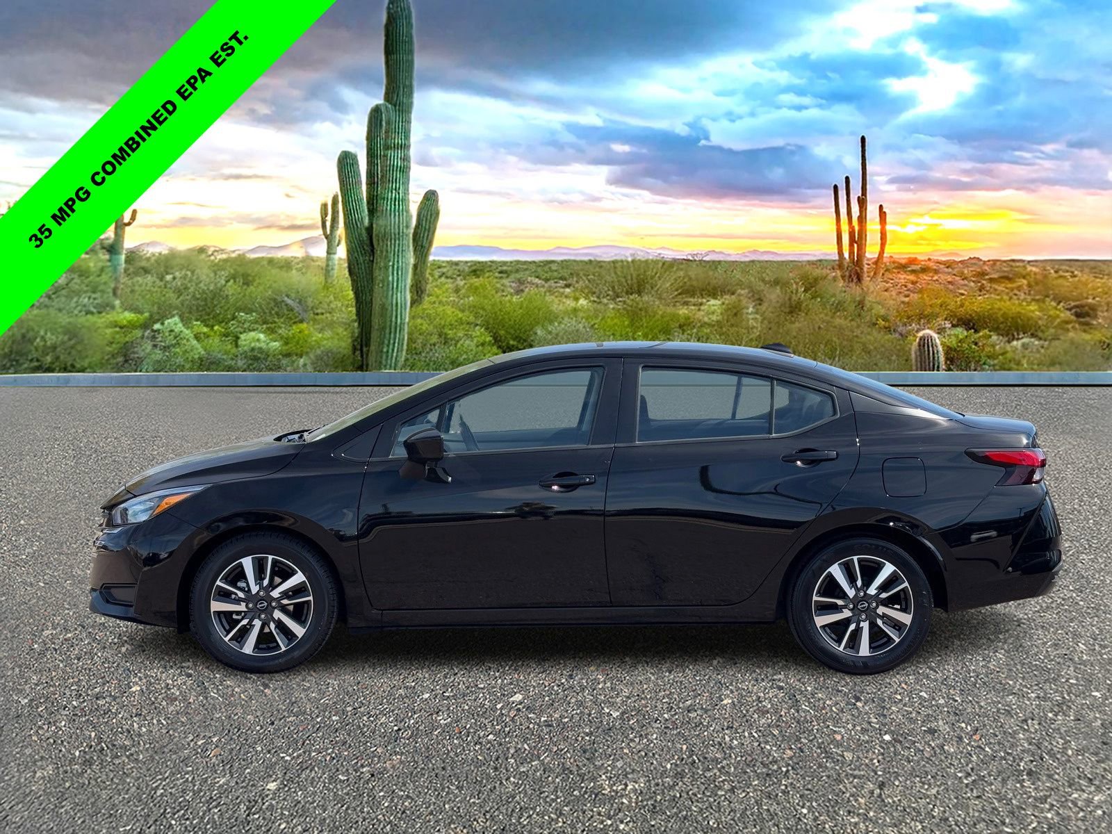 Used 2025 Nissan Versa SV image 3