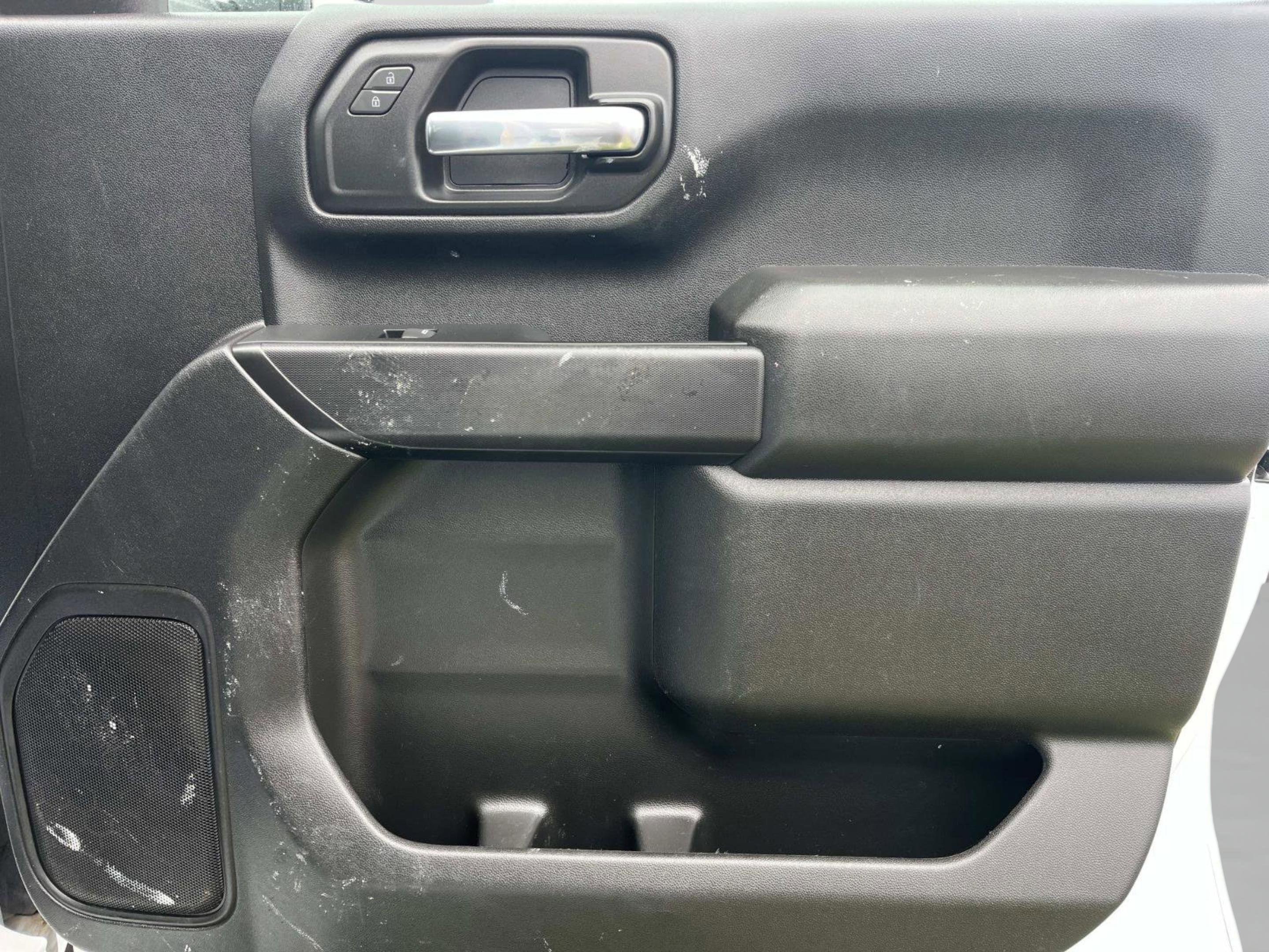 Used 2023 Chevrolet Silverado 2500 Custom image 24