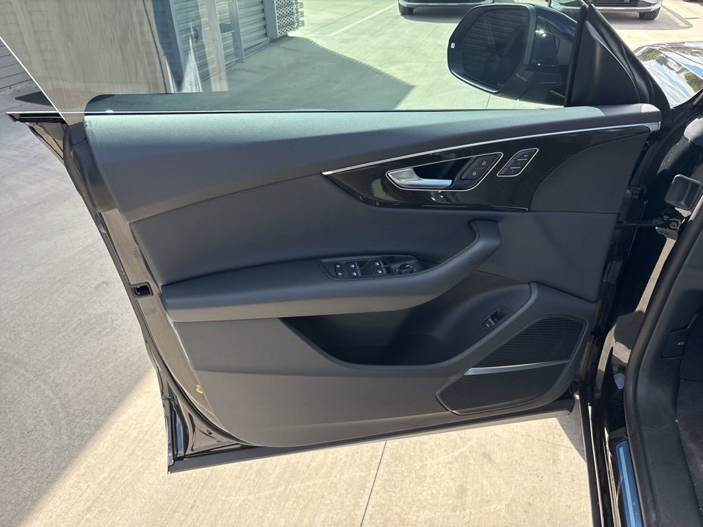 New 2026 Audi Q8 Premium image 10