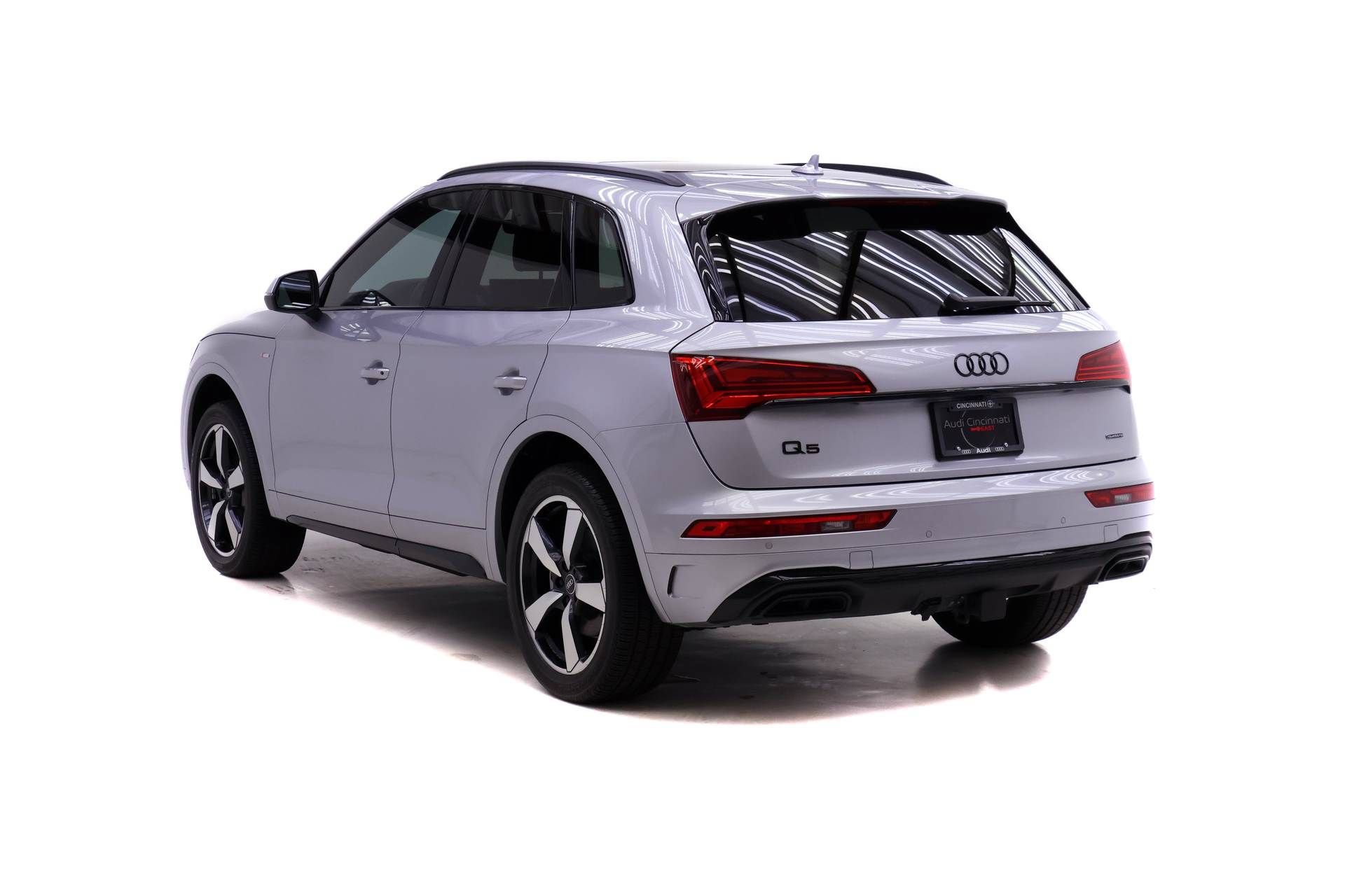 Certified 2023 Audi Q5 2.0T Premium Plus w/ Premium Plus Package AWD/4WD image 5
