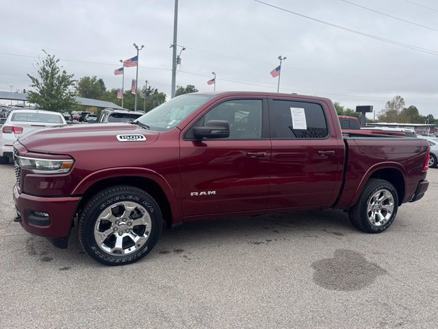 Used 2025 RAM 1500 Big Horn AWD/4WD image 3