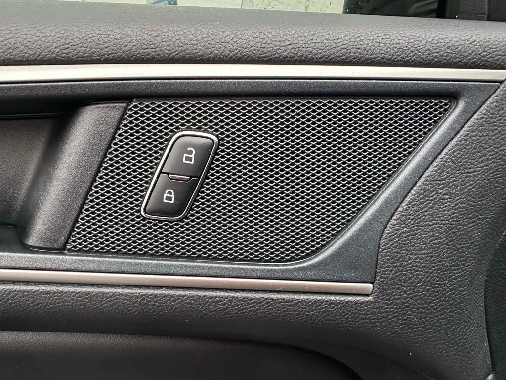 Used 2024 Ford Edge ST-Line image 18