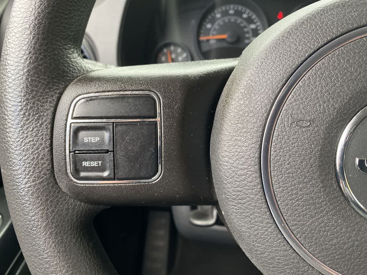 Used 2015 Jeep Patriot Sport w/ Power Value Group AWD/4WD image 21