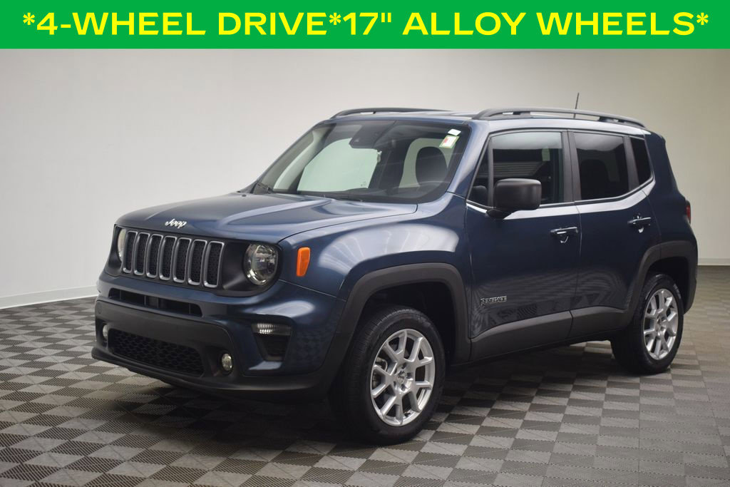 Used 2023 Jeep Renegade Latitude w/ Premium Group AWD/4WD image 2