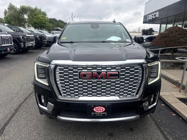 Used 2023 GMC Yukon Denali AWD/4WD image 2