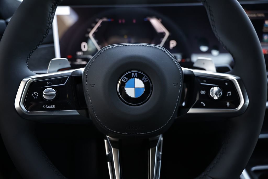 New 2026 BMW 760i xDrive w/ Executive Package AWD/4WD image 36