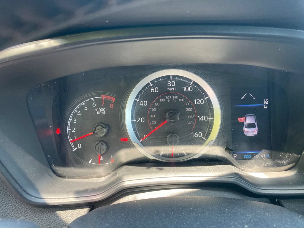 Used 2021 Toyota Corolla SE w/ SE Premium Package FWD image 19