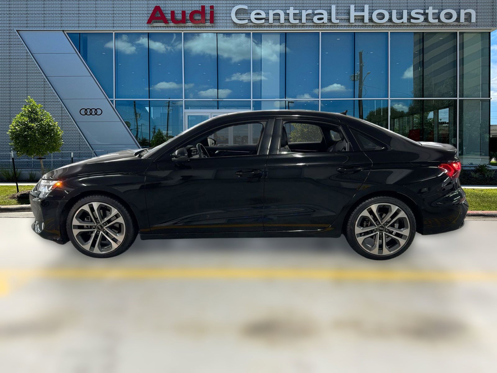 Certified 2025 Audi A3 2.0T Premium w/ Black Optic Package image 2