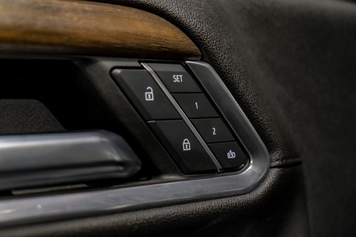 Used 2024 Chevrolet Silverado 2500 High Country w/ High Country Premium Package image 44