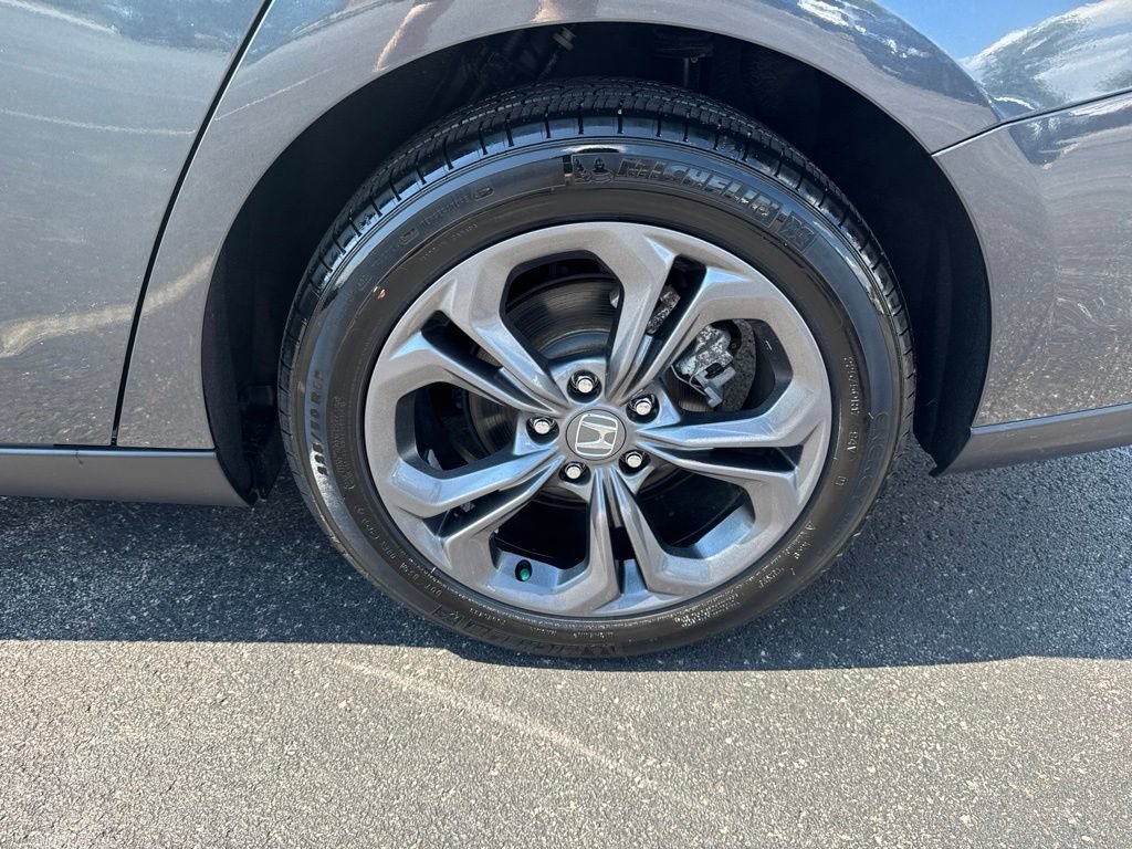 Certified 2023 Honda Accord EX image 13