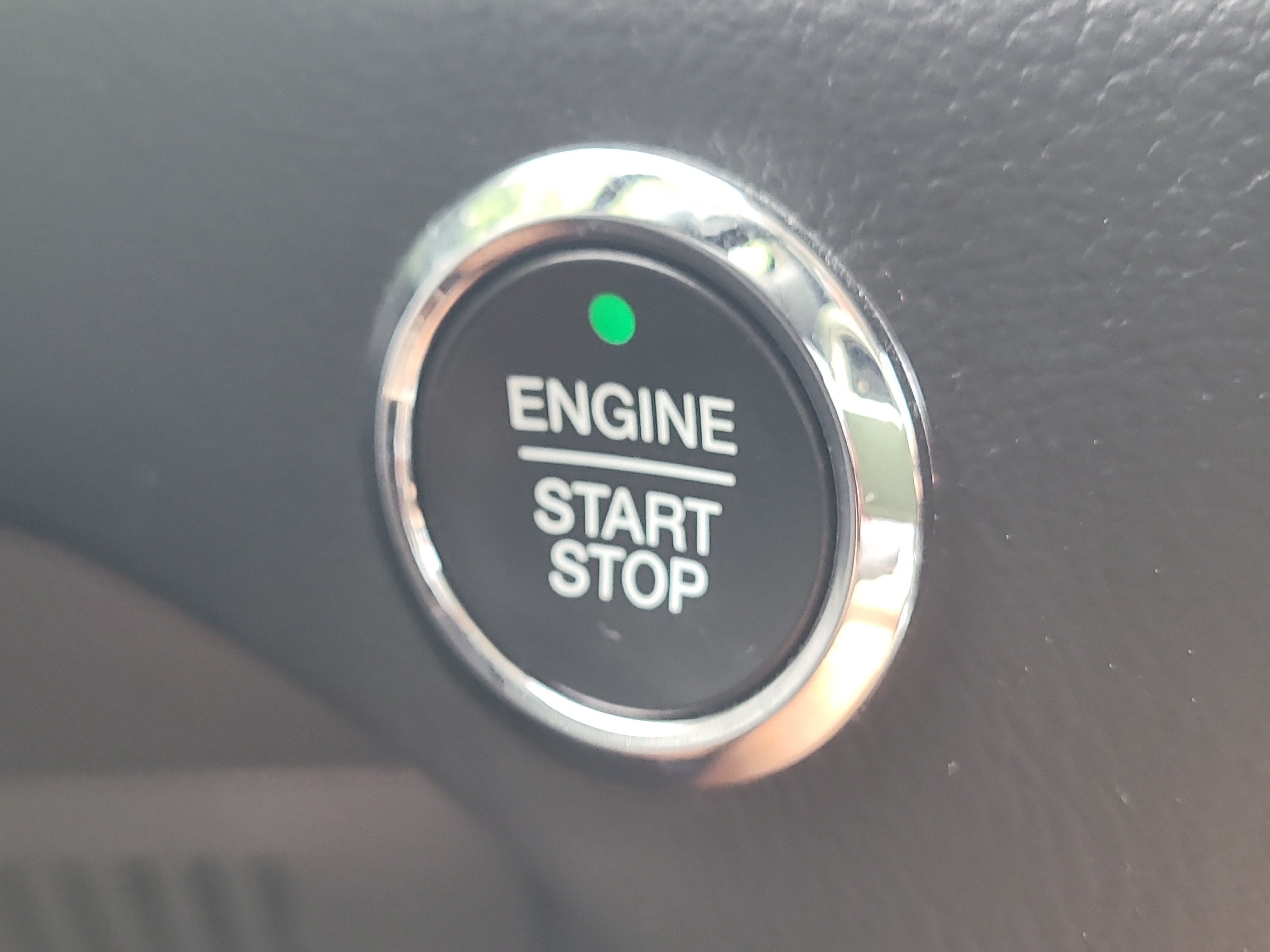 Used 2024 Ford Edge SE w/ Black Appearance Package AWD/4WD image 28