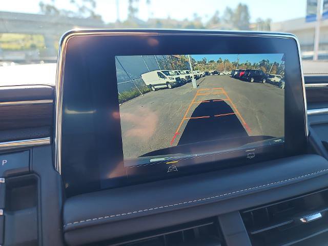 Used 2024 Chevrolet Suburban Premier image 14