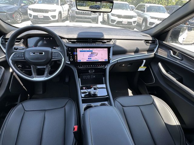 New 2026 Jeep Grand Cherokee L Limited w/ Luxury Tech Group II AWD/4WD image 7
