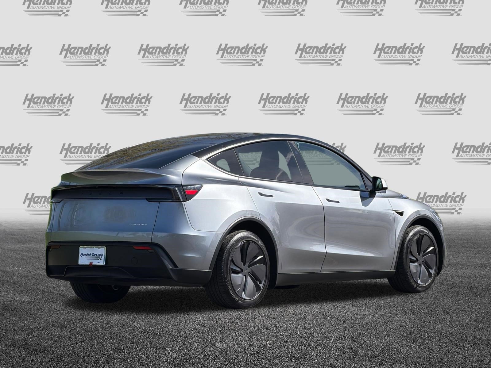 Used 2026 Tesla Model Y image 5