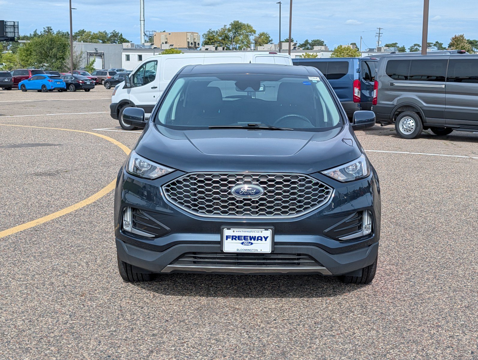 Used 2024 Ford Edge SEL w/ Convenience Package AWD/4WD image 8