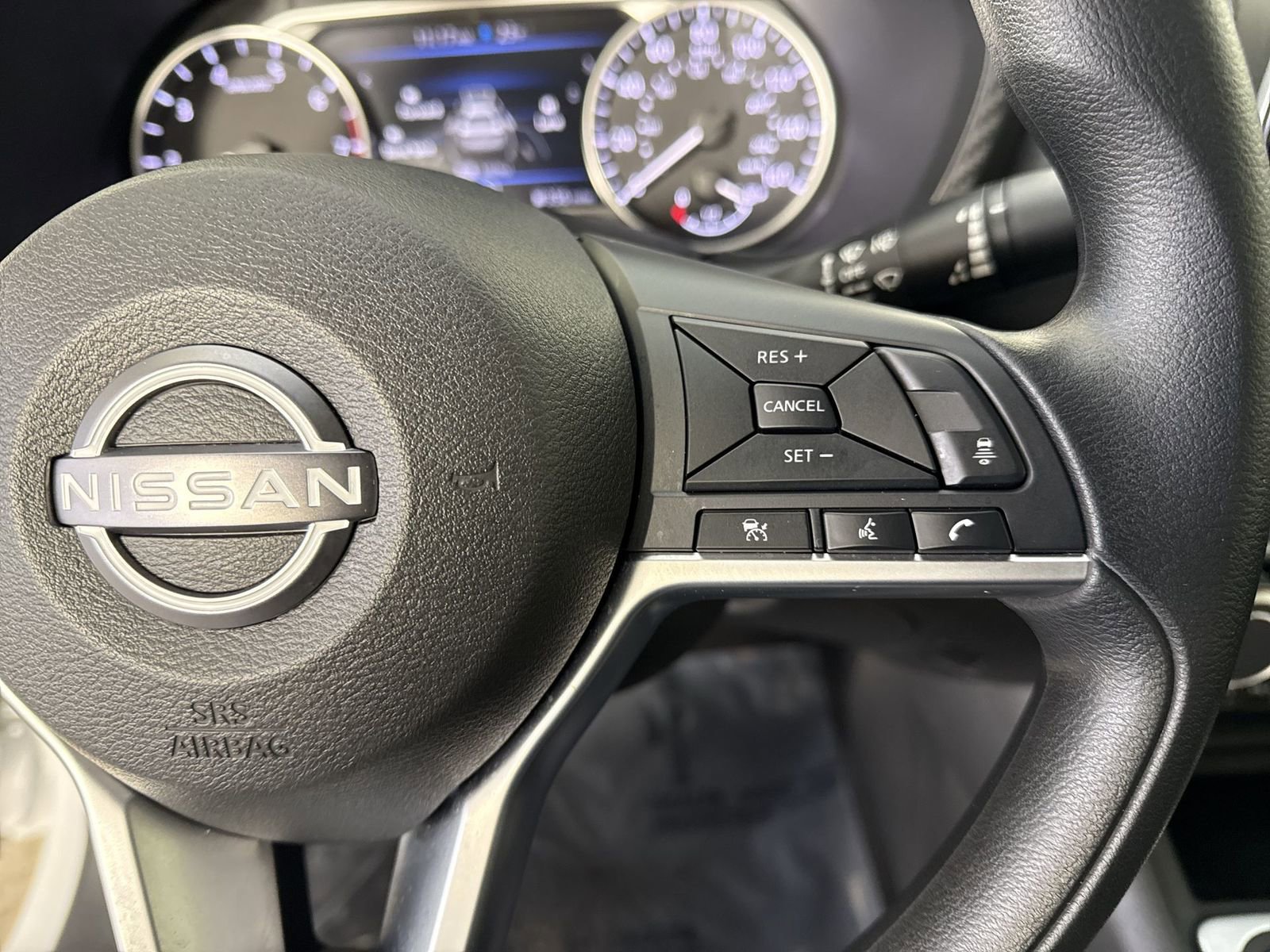 Certified 2025 Nissan Sentra SV image 14