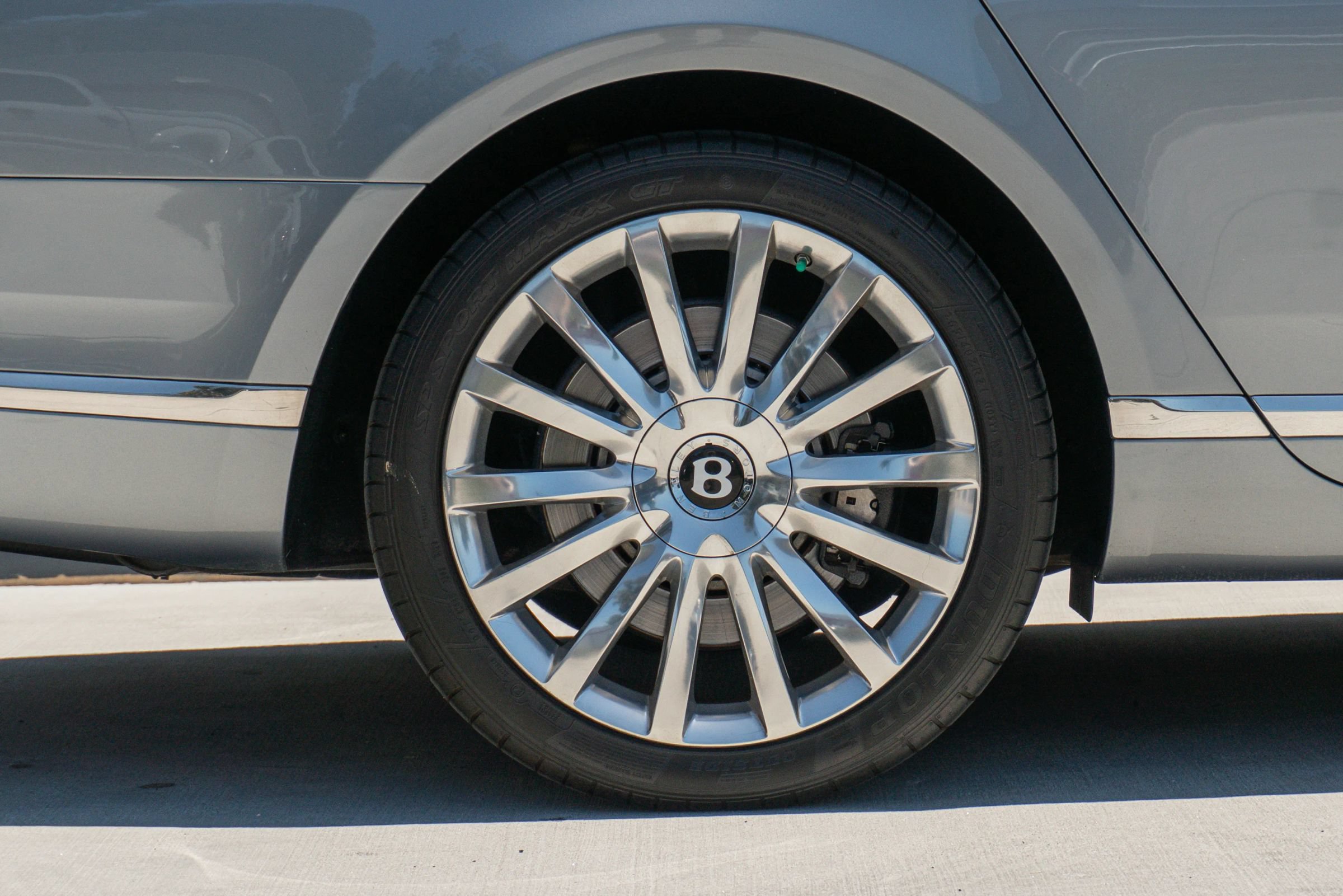 Used 2020 Bentley Mulsanne RWD image 36