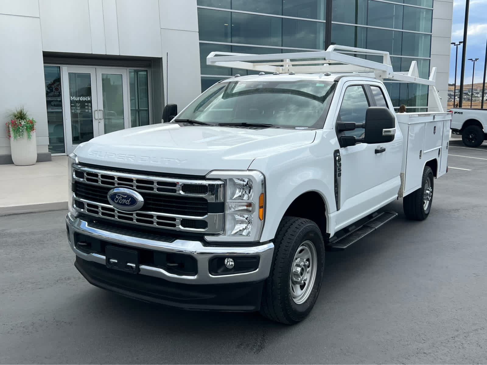 Used 2025 Ford F350 XL w/ XL Chrome Package AWD/4WD image 2