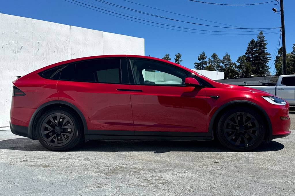 Used 2022 Tesla Model X AWD/4WD image 2