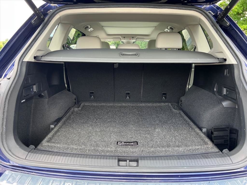 Used 2022 Volkswagen Tiguan SE AWD/4WD image 11