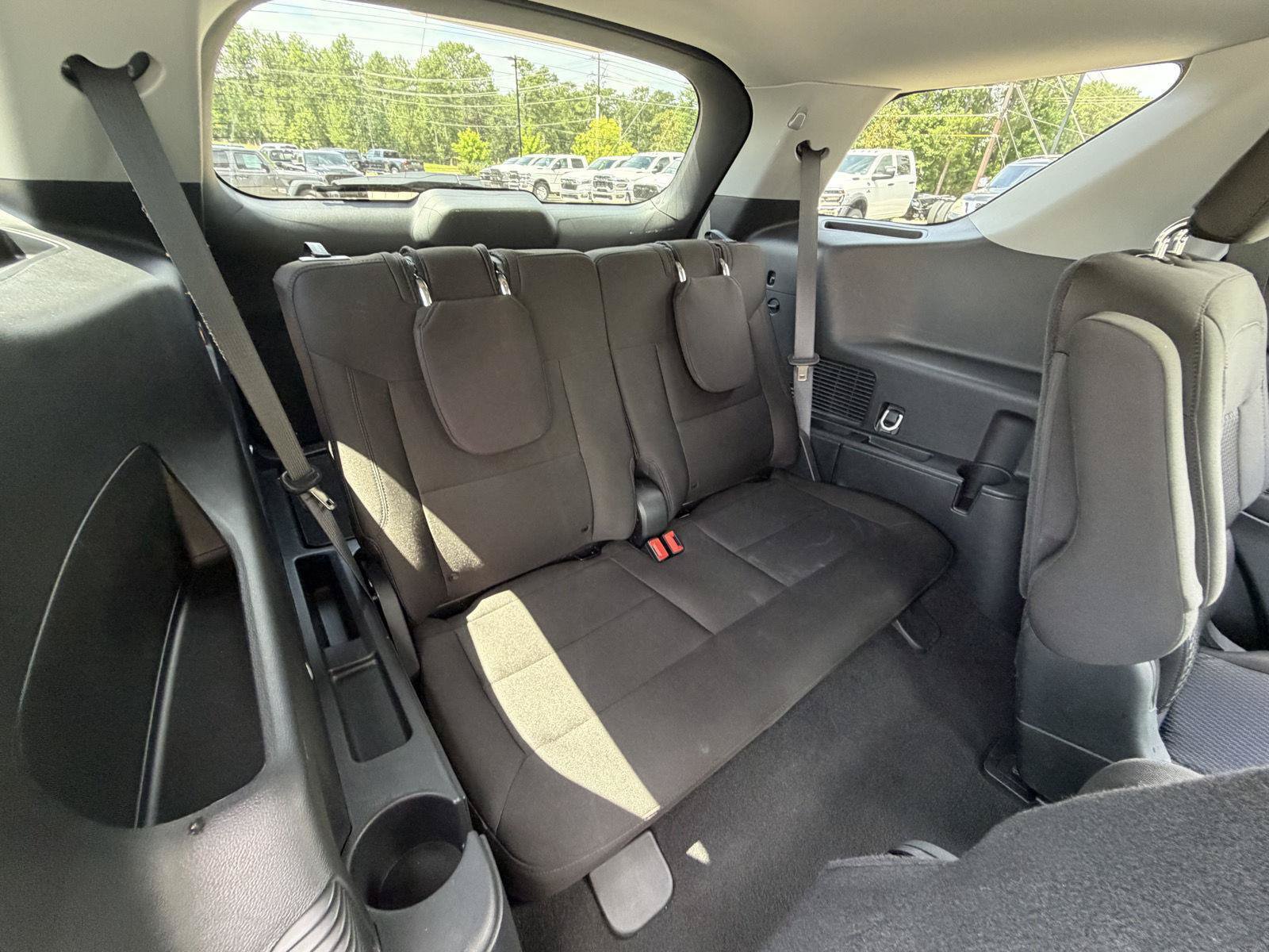 Used 2023 Ford Explorer XLT AWD/4WD image 20