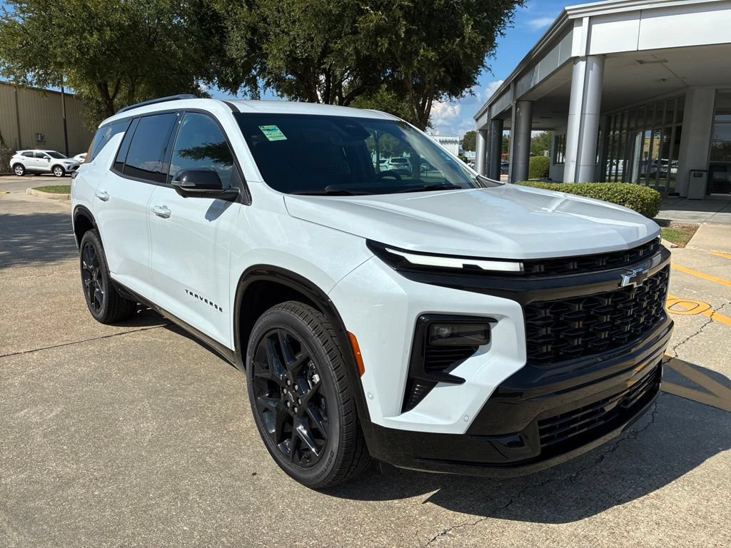 New 2026 Chevrolet Traverse RS w/ LPO, Floor Liner Package FWD image 4