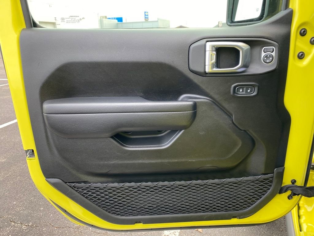 Used 2024 Jeep Wrangler Rubicon image 20