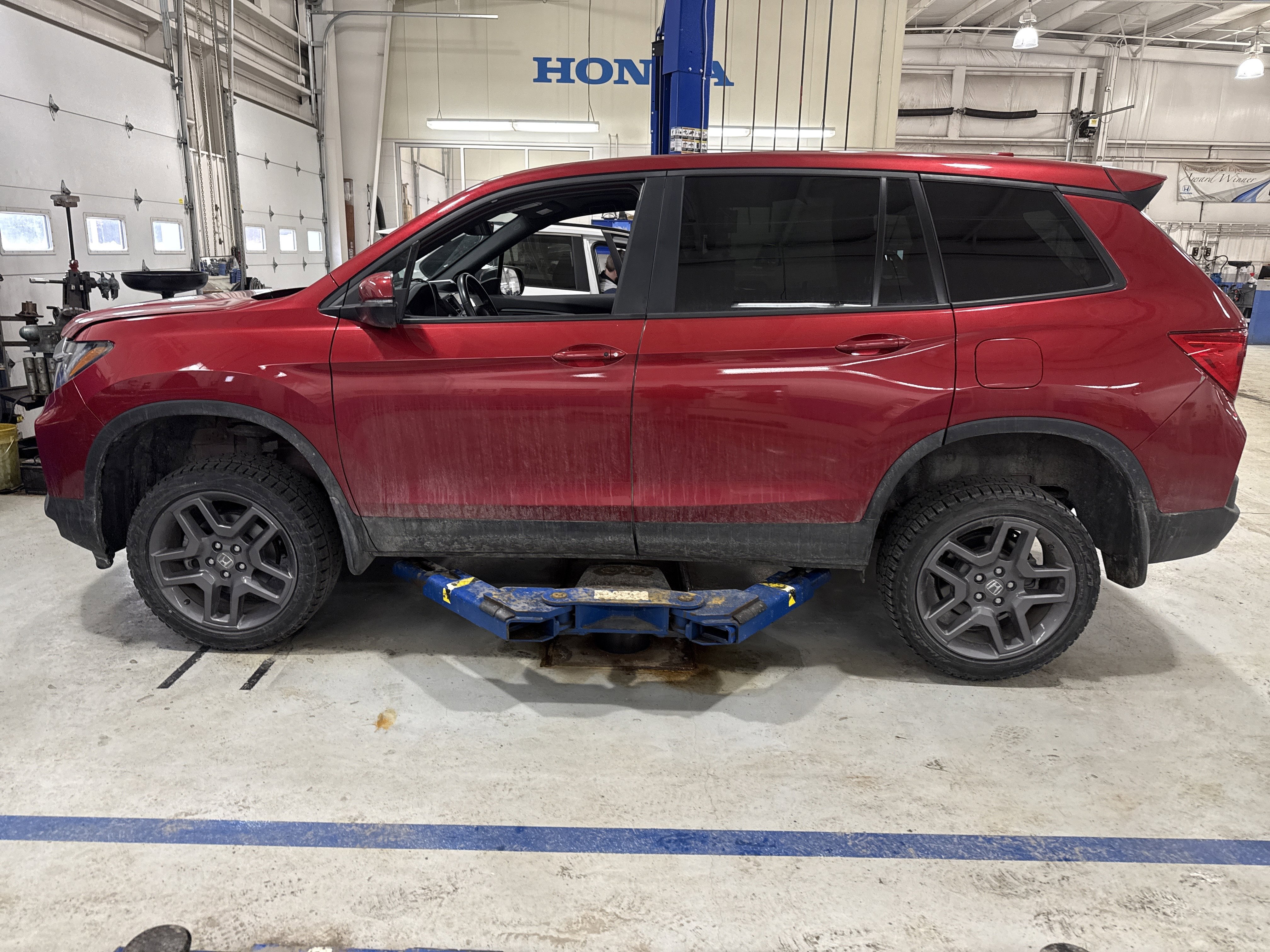 Used 2023 Honda Passport EX-L image 7