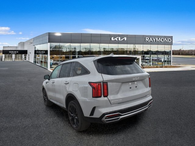 Certified 2023 Kia Sorento SX AWD/4WD image 6