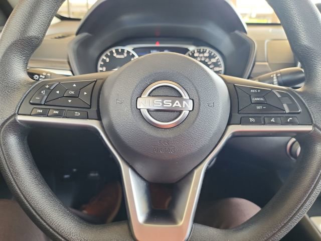 Used 2025 Nissan Altima 2.5 SV FWD image 15